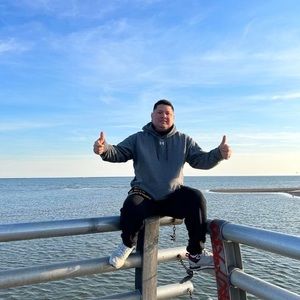Meet your Posher, Gabriel jaime